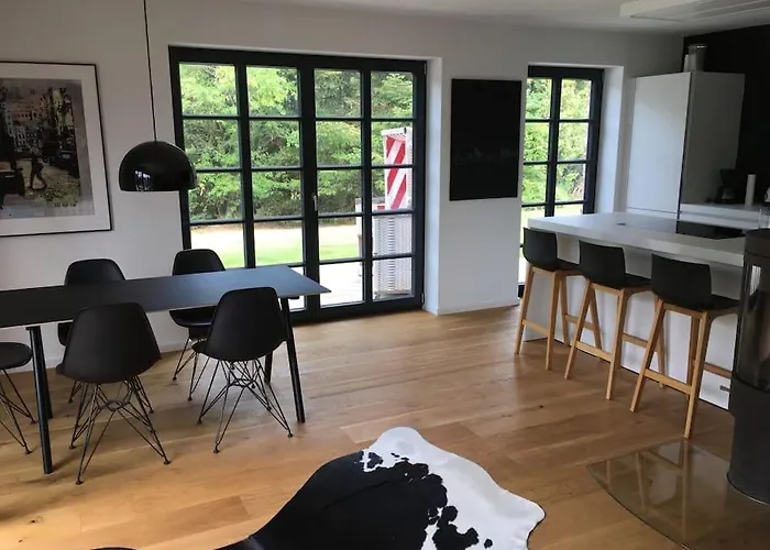 Holiday home Reetdachhaus Bei St Peter-ording - *